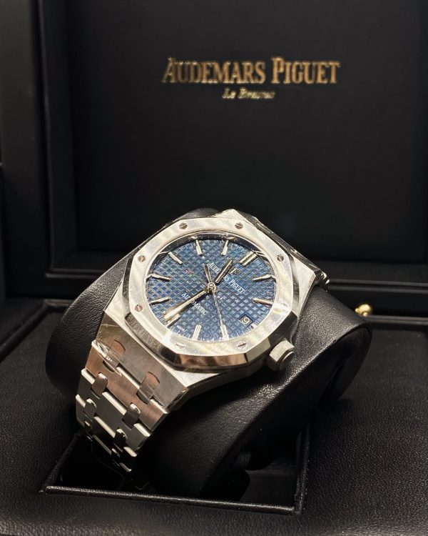 【Super Clone】Audemars Piguet Royal Oak Selfwinding Blue dial, 37mm, Stainless steel, 15450ST.OO.1256ST.03