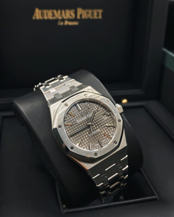 【Super Clone】Audemars Piguet Royal Oak Selfwinding, Grey dial, 37mm, Stainless steel, 15450ST.OO.1256ST.02