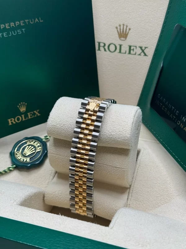 【Super Clone】RLX Datejust m278243-0031/0032 31mm Green Dial watch