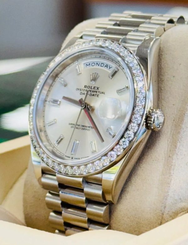 【Super Clone】RLX Day-Date 40mm 228349RBR-0001 Silver Dial President Bracelet