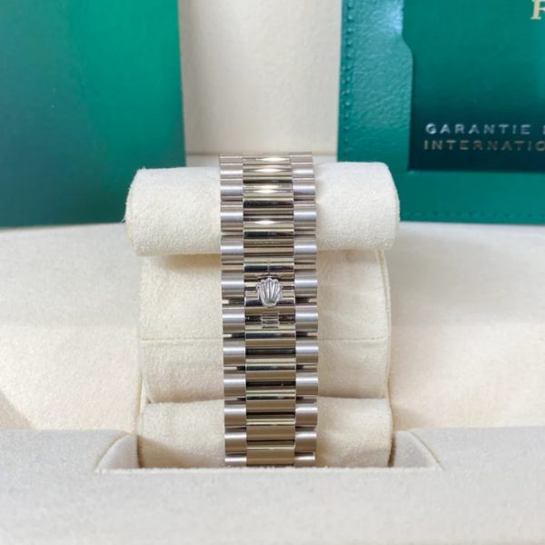 【Super Clone】RLX Day-Date 40mm 228349RBR-0005 Bright Blue Dial President Bracelet