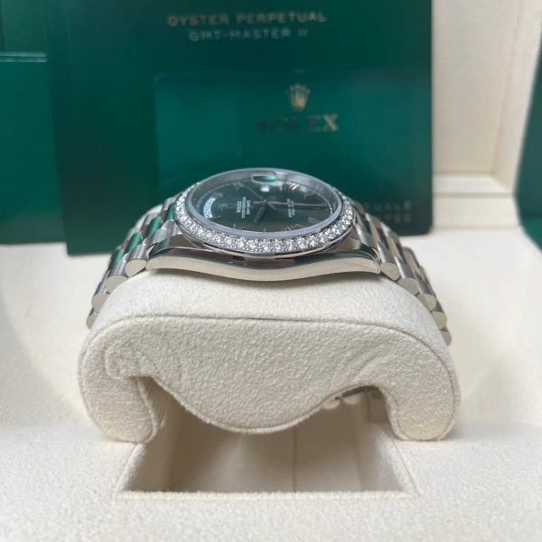 【Super Clone】RLX Day-Date 40mm 228349RBR-0030 Olive Green Dial President Bracelet
