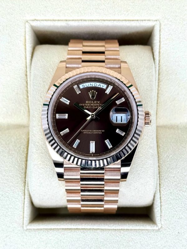 【Super Clone】RLX Day-Date "President" 40mm Everose Gold Chocolate Diamond Baguette Dial - 228235