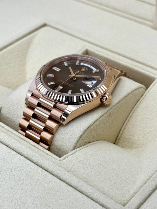 【Super Clone】RLX Day-Date "President" 40mm Everose Gold Chocolate Diamond Baguette Dial - 228235