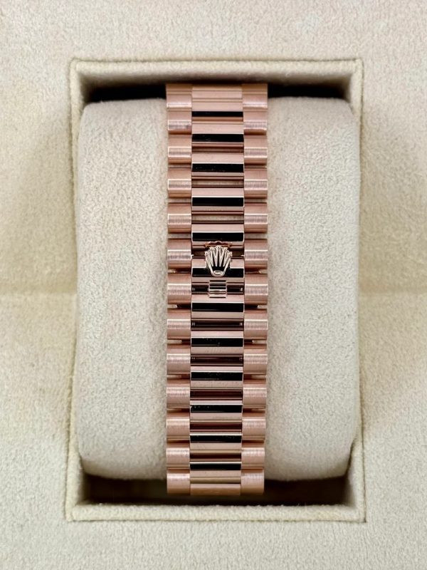 【Super Clone】RLX Day-Date "President" 40mm Everose Gold Slate Roman Ombre "Smoke" Dial - 228235