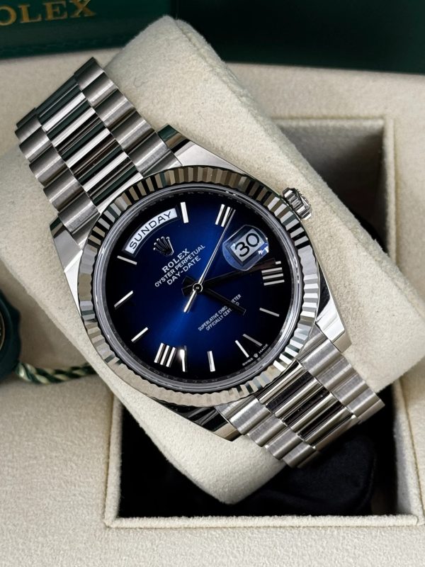 【Super Clone】RLX Day-Date "President" 40mm Platinum Blue Roman Ombre Dial - 228236