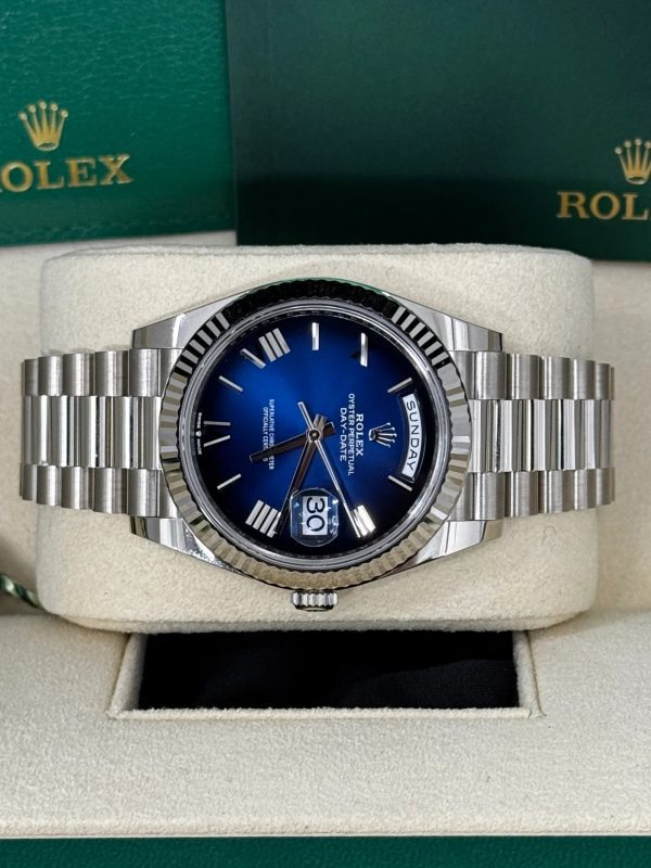 【Super Clone】RLX Day-Date "President" 40mm Platinum Blue Roman Ombre Dial - 228236