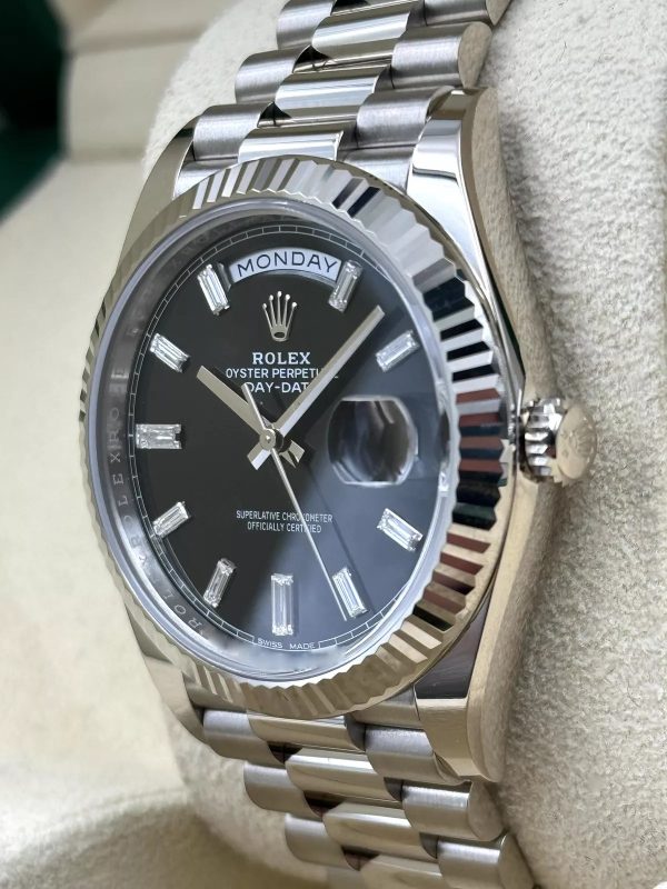 【Super Clone】RLX Day-Date "President" 40mm White Gold Black Diamond Baguette Dial - 228239