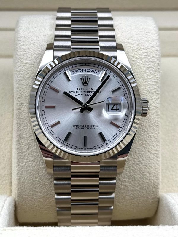 【Super Clone】RLX Day-Date "President" 40mm White Gold Silver Diamond Baguette Dial - 228239