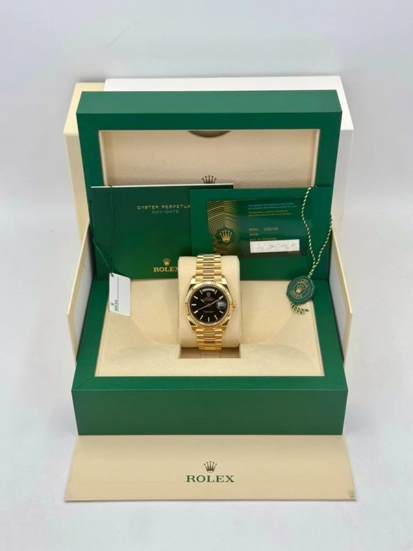 【Super Clone】RLX Day-Date "President" 40mm Yellow Gold Black Index Dial - 228238