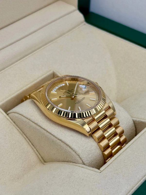 【Super Clone】RLX Day-Date "President" 40mm Yellow Gold Champagne Index Dial - 228238
