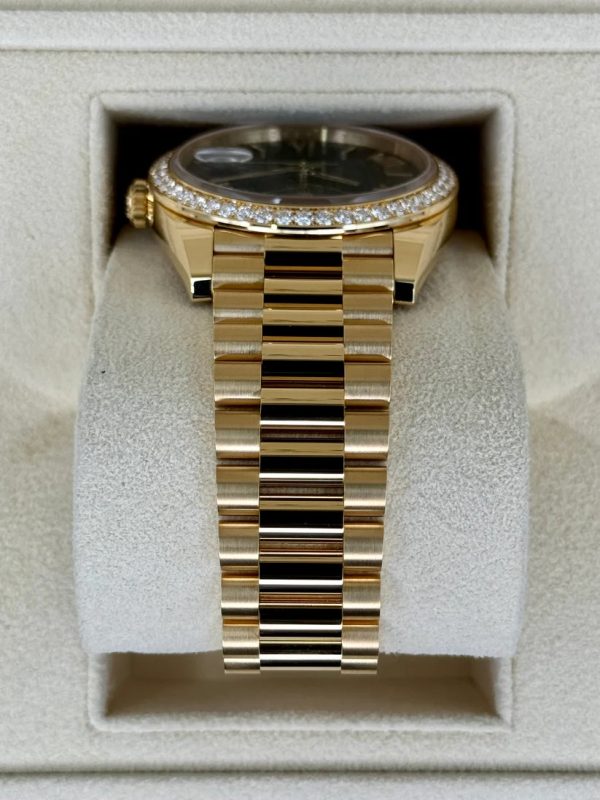 【Super Clone】RLX Day-Date "President" 40mm Yellow Gold Green Ombre Dial Diamond Bezel - 228348rbr