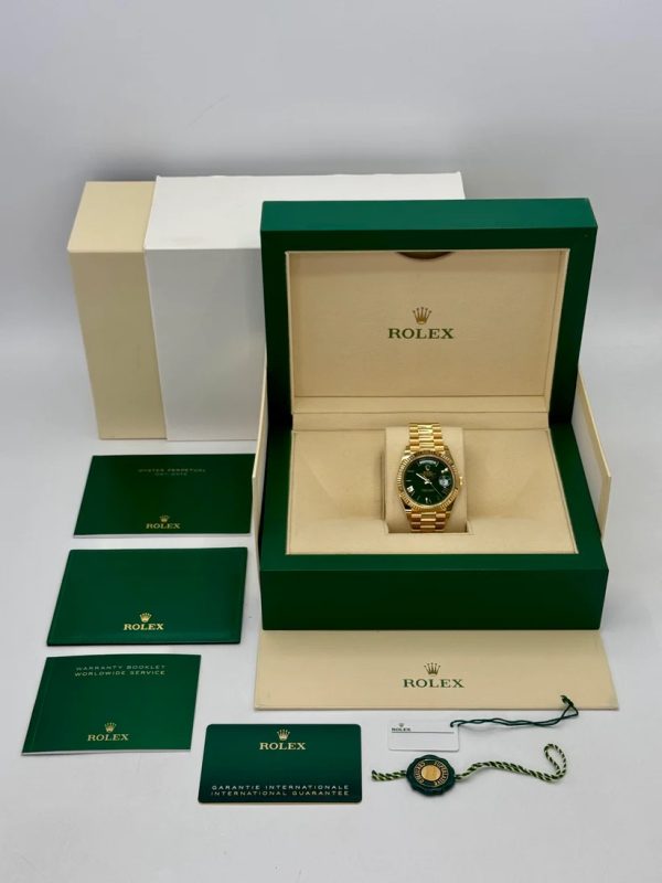 【Super Clone】RLX Day-Date "President" 40mm Yellow Gold Green Roman "Money" Dial - 228238
