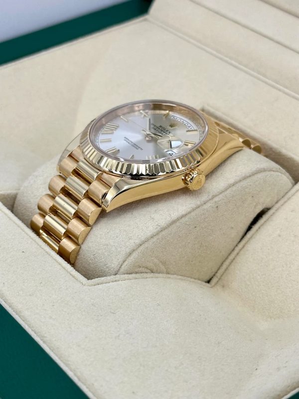 【Super Clone】RLX Day-Date "President" 40mm Yellow Gold Silver Roman Dial - 228238