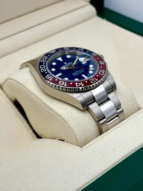 【Super Clone】RLX GMT-Master II 40mm 126719BLRO