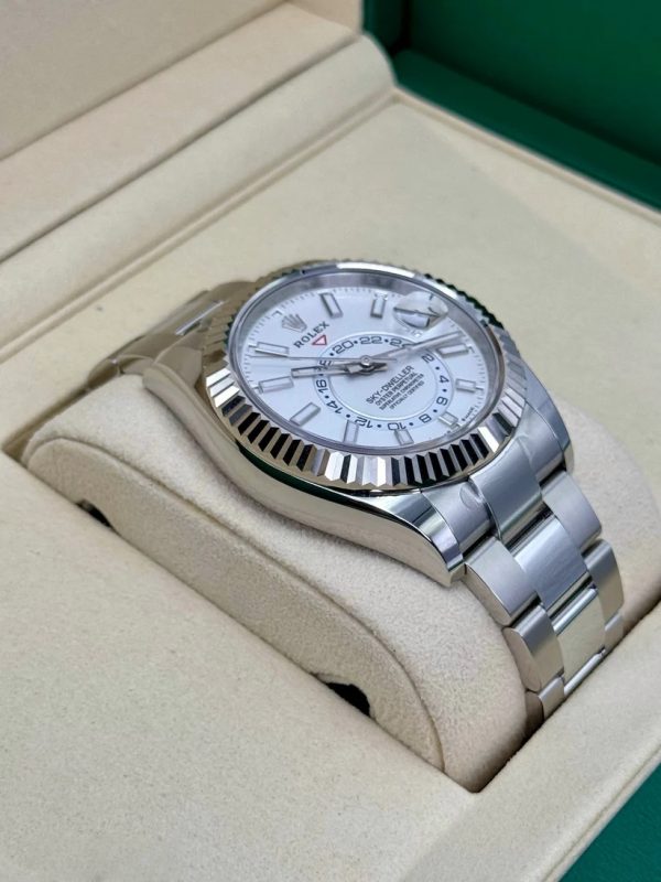 【Super Clone】RLX Sky-Dweller 42mm 336934-0003/0004 Stainless Steel White Dial Oyster