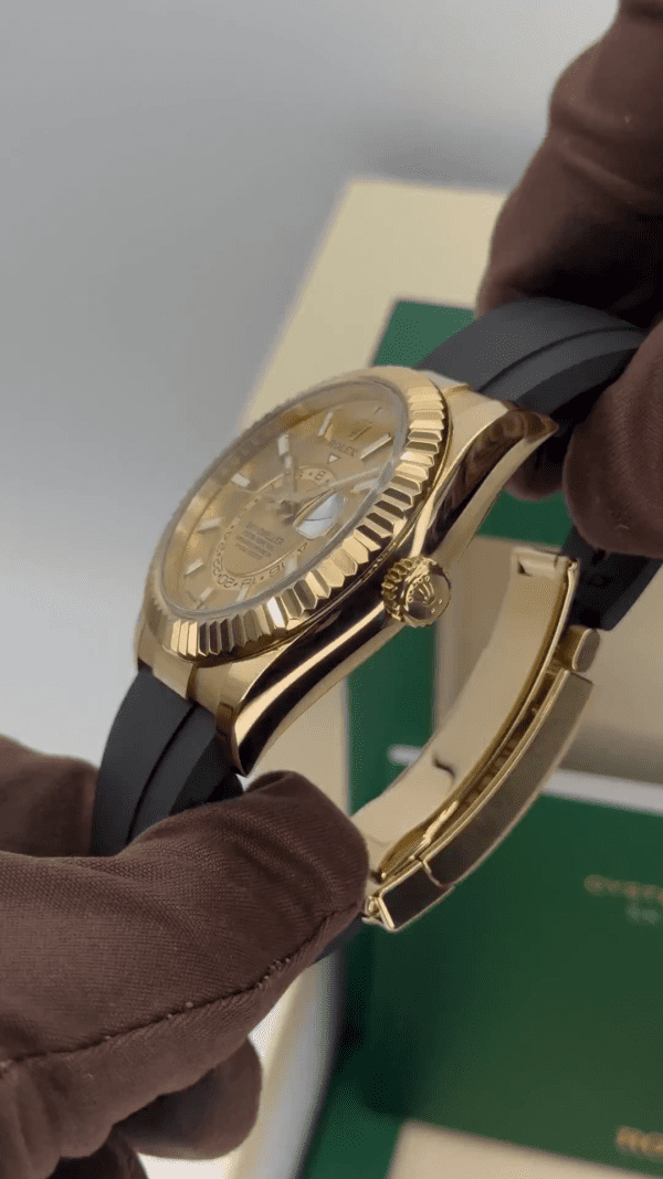 【Super Clone】RLX Sky-Dweller 42mm Yellow Gold Champagne Dial Oysterflex - 336238