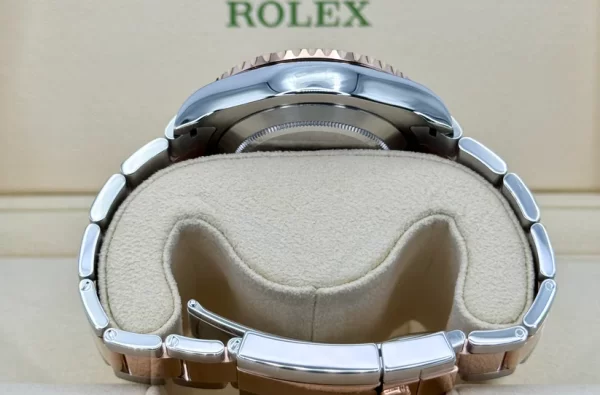 【Super Clone】RLX Yacht-Master II M116681-0002 44mm