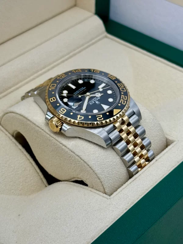 【Super Clone】Rolex GMT-Master II 126713GRNR 40mm