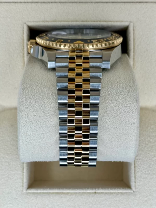 【Super Clone】Rolex GMT-Master II 126713GRNR 40mm
